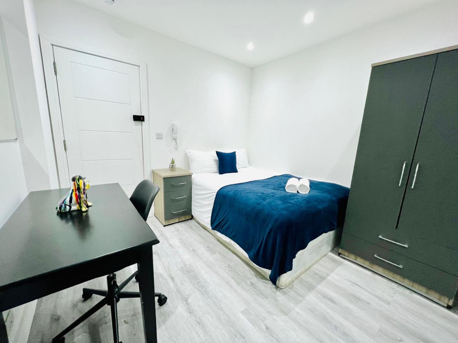 Apartment Flats, Perfect Location To Visit London! London